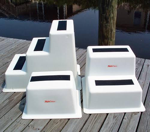 Double Tread Dock Step V755