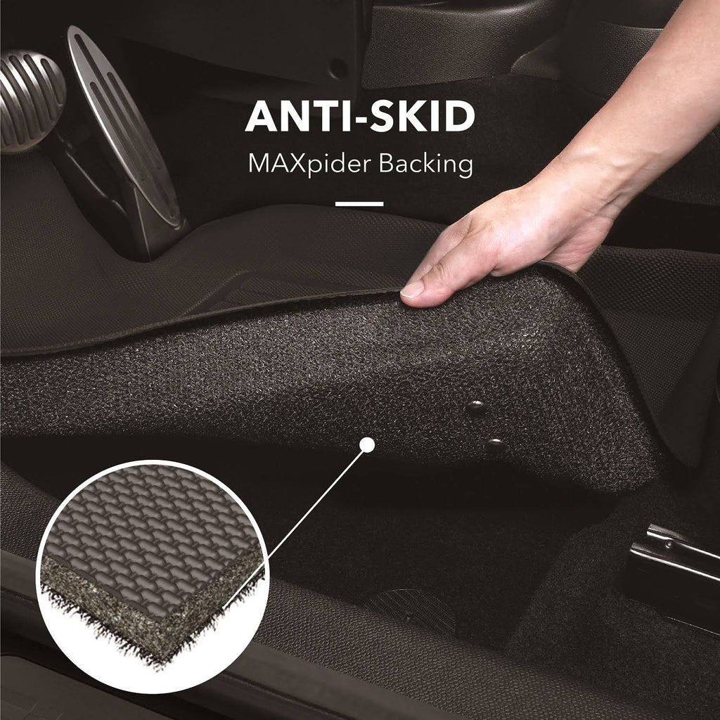 Black Cargo Liner P163