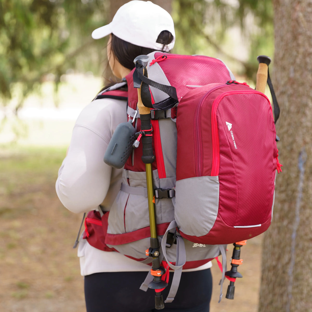 35 Liter Hiking Backpack with Detachable 15 Liter Daypack M34490