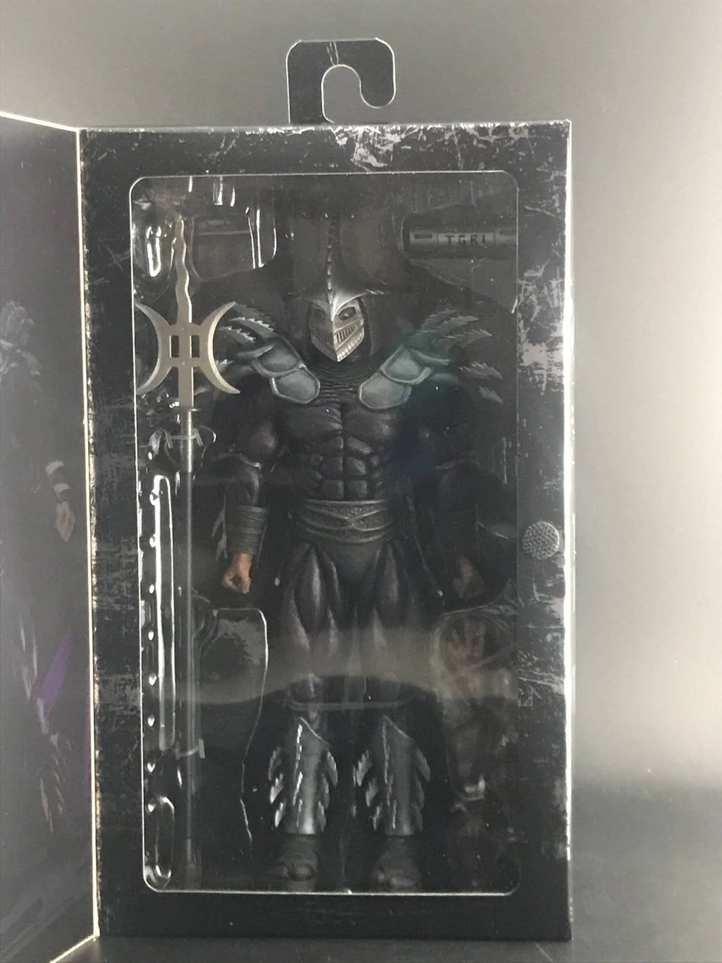 Super Shredder Action Figure F2974