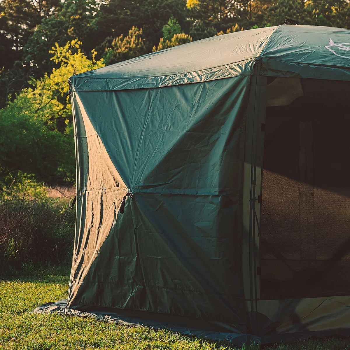 6-Sided Pop-Up Hub Screen Tent Alpine Green O78264