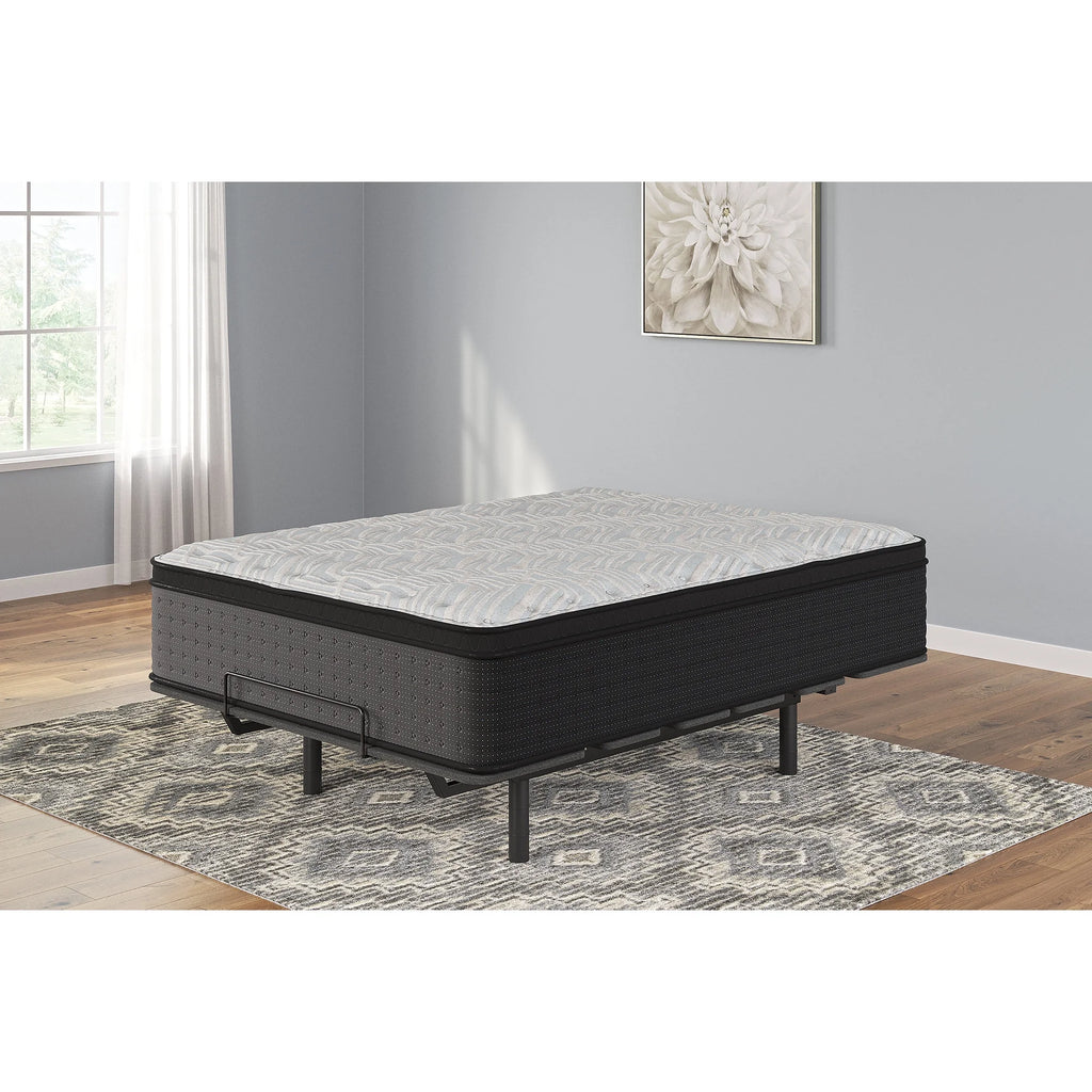Full Size Euro Top Hybrid Mattress with Memory Foam R91540