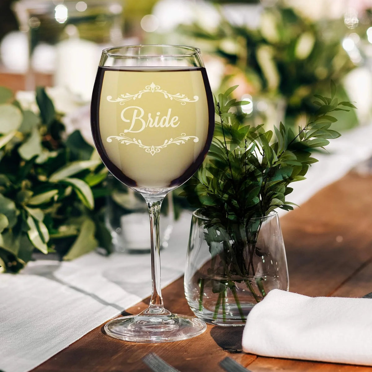 16 Oz Wine Glass With Stem J2057