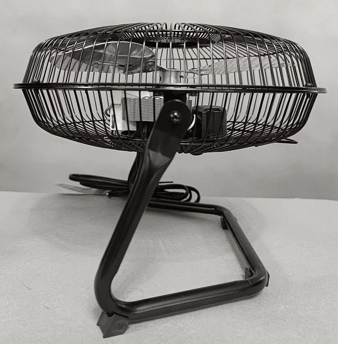 9 in 3 Speed Steel Floor Fan R51463