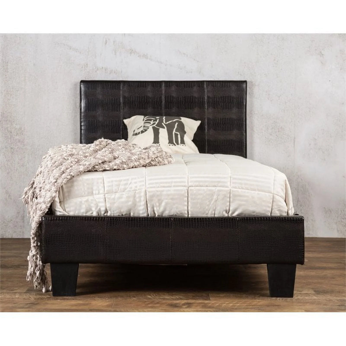 Faux Leather Queen Platform Bed C831